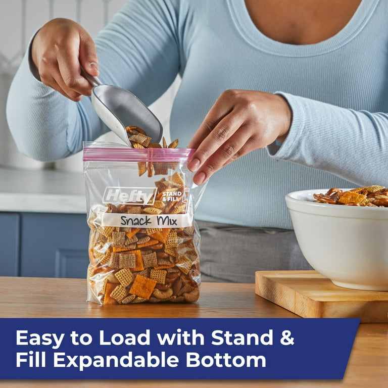 Hefty Kitchen Zip Press to Close Quart Size Plastic Bags for Food