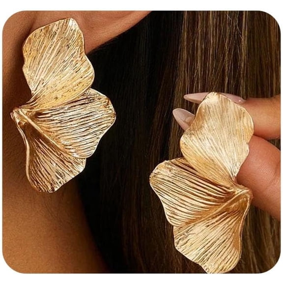 Chunky Gold Flower Dangle Earrings Trendy Floral Statement Earrings for Women Dainty Preppy Drop Earring Bohemian Petal Jewelry Accessories Gifts