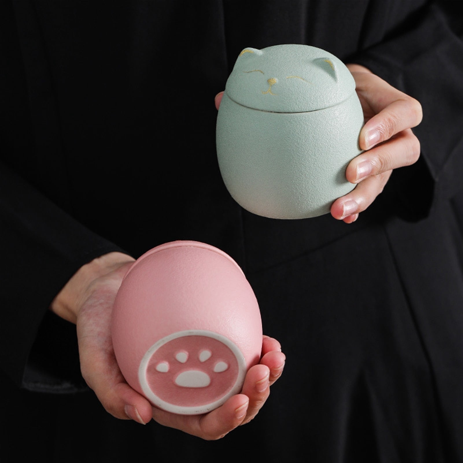 Urn For Pet Ashes- Cat Shape Memorial Cremation Urns-Handcrafted Black Decorative Urns For Funeral Cat Urn Dog Urn