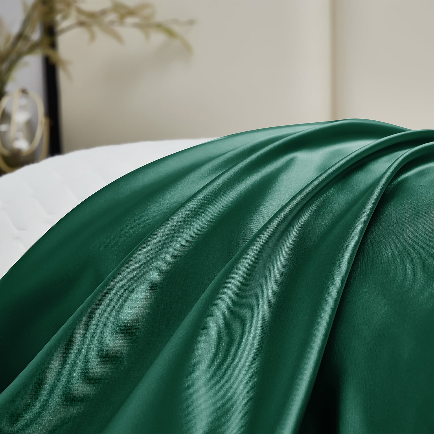 HIG Cooling Curved Pillow Cases 2 Pack King - Silky Soft Stretch Satin Pillow Shams, Dark Green - 20x36 Inches