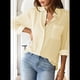 thumbnail image 4 of Camisas de Mujer con Botones, Blusas Clásicas A Rayas de Larga con Cuello y Bolsillo para Oficina. Amarillo M, 4 of 8