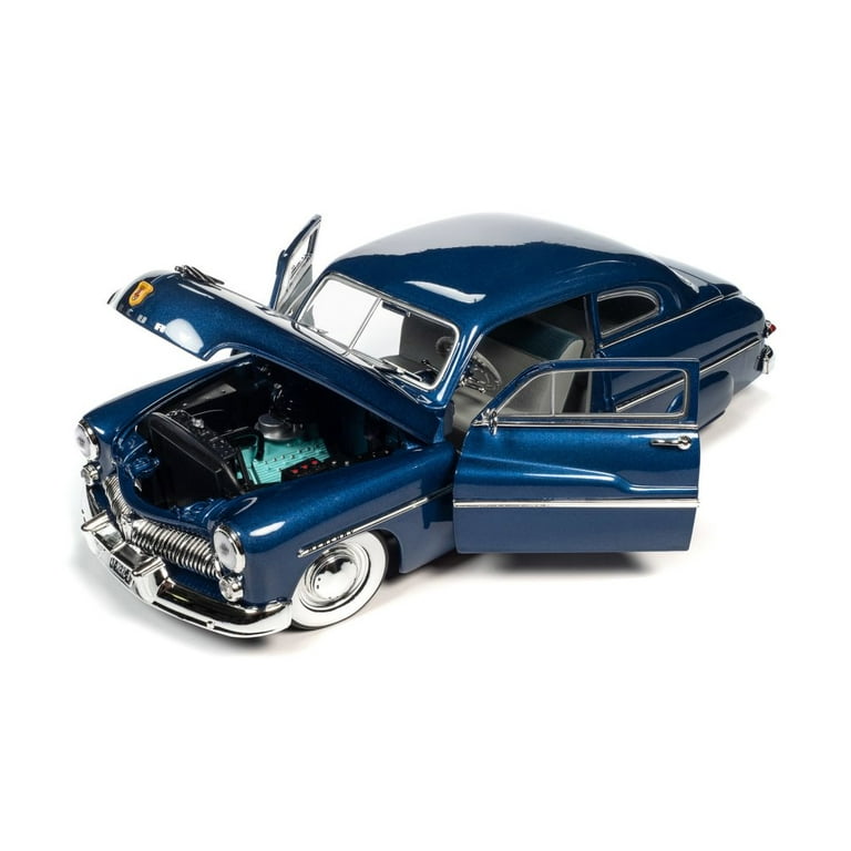 1/18ミニカー　MARCURY COUPE 1949 1949 Mercury Eight Coupe 1:18-Scale Diecast Car Featuring A