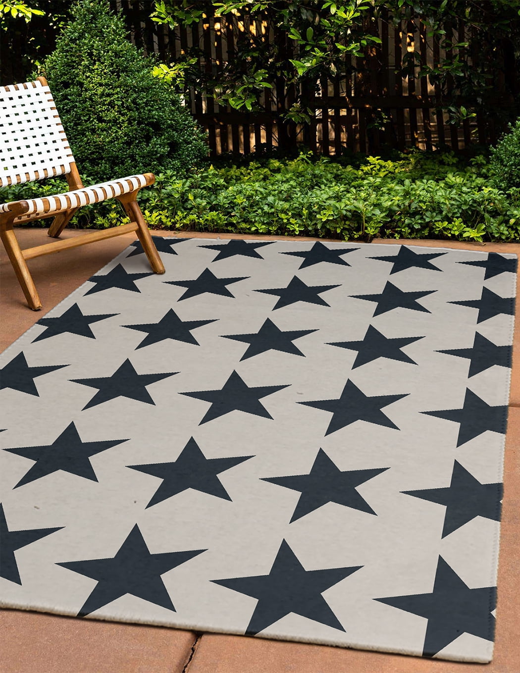 4' x 6' Simply Daisy Stars Americana Chenille Area Rug, Blue