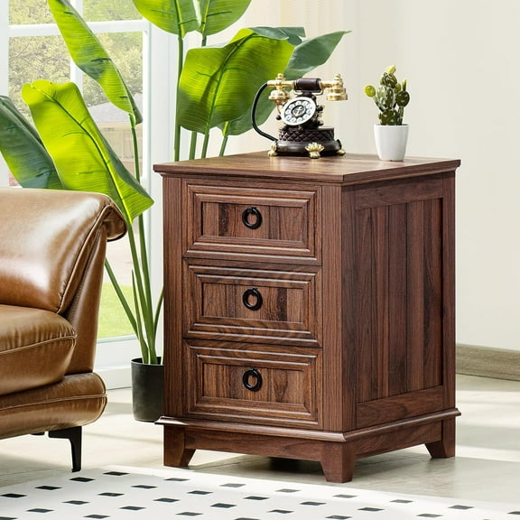 Farmhouse Nightstand, 18 Inch End Table with 3 Drawer Metal Handle, Dresser for Bedroom, Sofa Bed Side Table Chest of Drawers, Wood Night Stand Cabinet for Organizer, Living Room - Brown