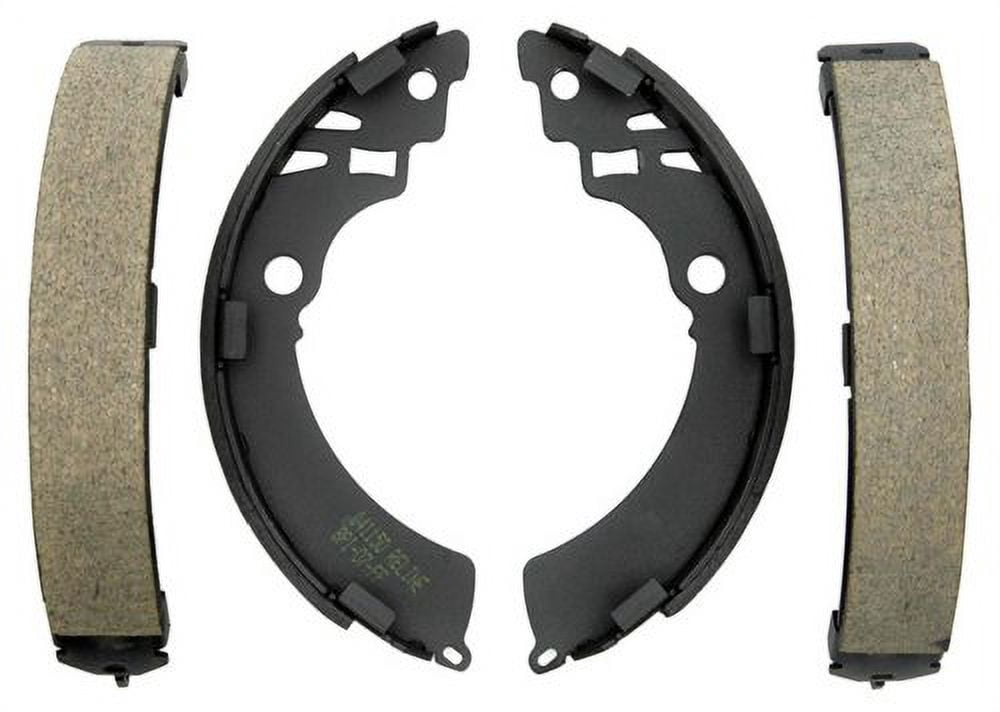 Raybestos 732PG Professional Grade Drum Brake Shoe Set Fits select: 1997 GEO METRO, 1998-2001 CHEVROLET METRO