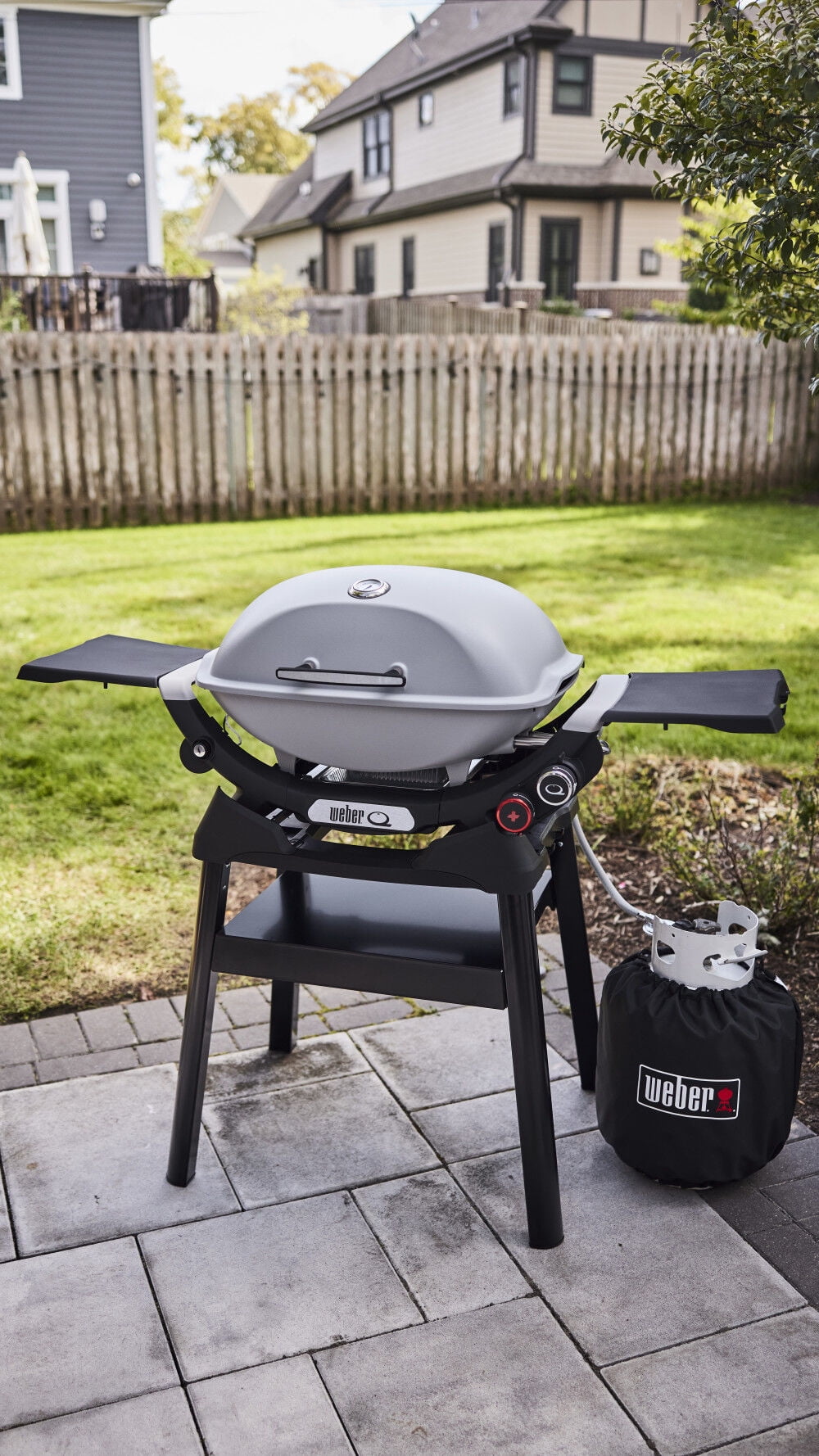 Weber Q2800N+ Gas Grill (Liquid Propane), Smoke Grey