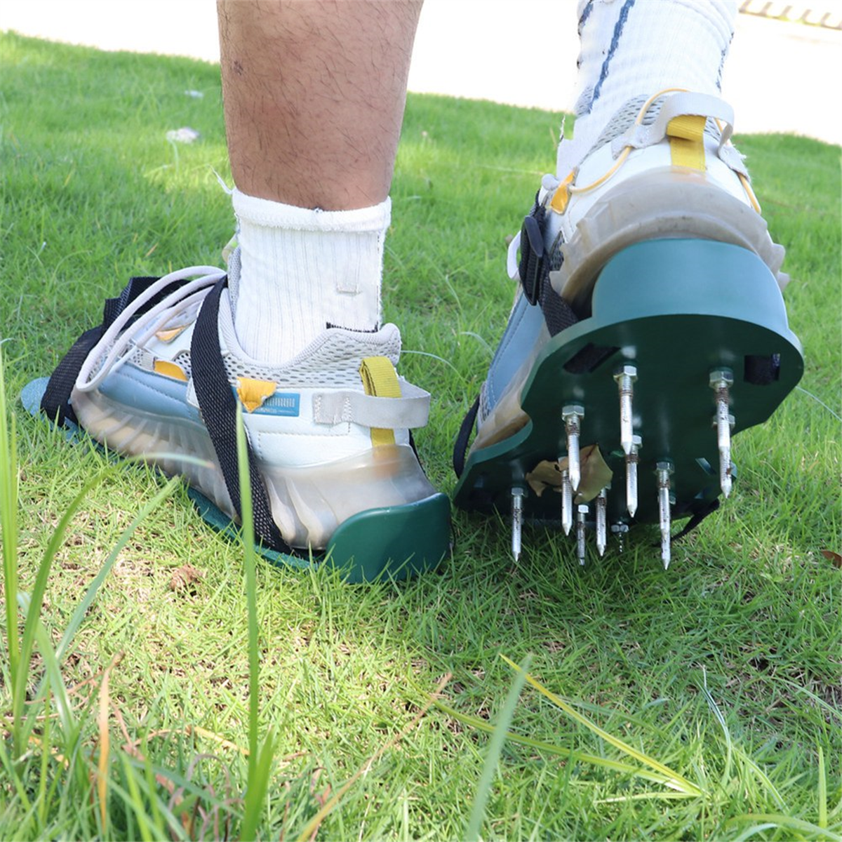 Spikes, Spiked Shoes Ideal for Epoxy Flooring, Overlays, Overlay Installation,1 pair * Green lawn Spiked Shoes 1 pair * Black lawn Spiked Shoes 2 * Wrench 8 * Plastic buckle 52 * Screw,Green & Black