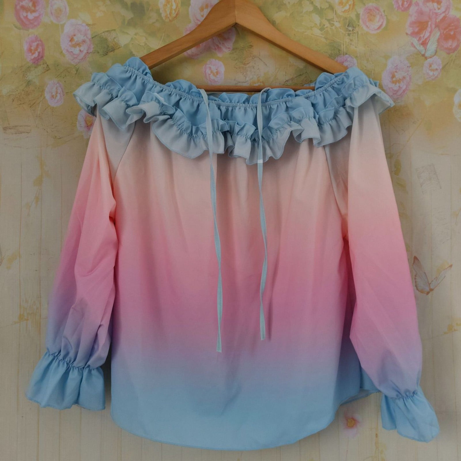 ylioge S-5X Plus Size Shirts for Women Off the Shoulder Long Sleeve Blouses Tops Womens Trendy Gradient Printed Ruffled Pullover Hawaiian Beach Top