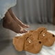 thumbnail image 3 of Fiudx Pantuflas de Animales con Ojos Grandes, Diseño de Conejo de Peluche, Cálidas y Acogedoras, Suela Antideslizante, Suaves y Cómodas, Regalo Perfecto para Mamá, Abuela o Novia, Talla 26 Cm., 3 of 7