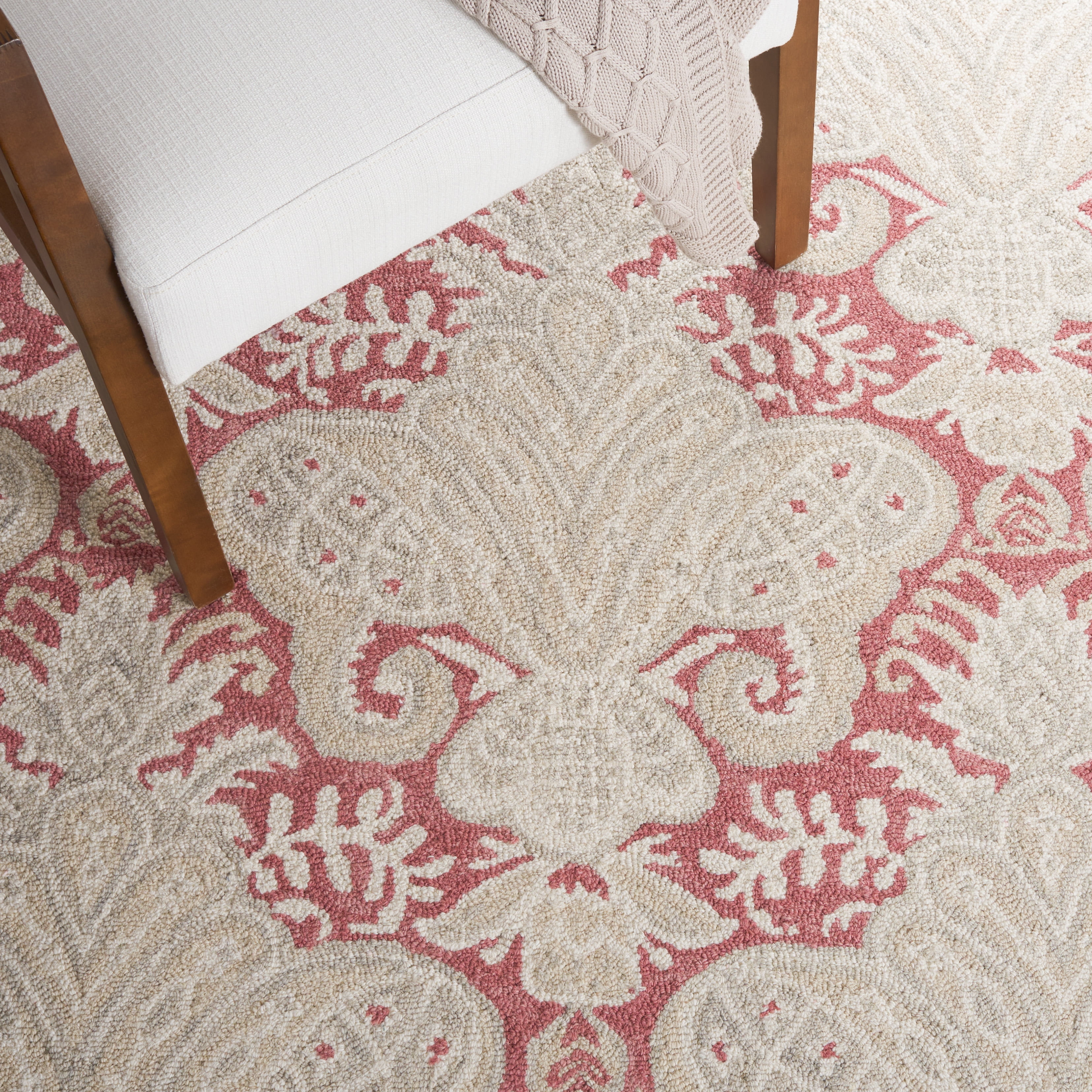 SAFAVIEH Micro-Loop Deziree Floral Area Rug, Pink/Beige, 9' x 12'