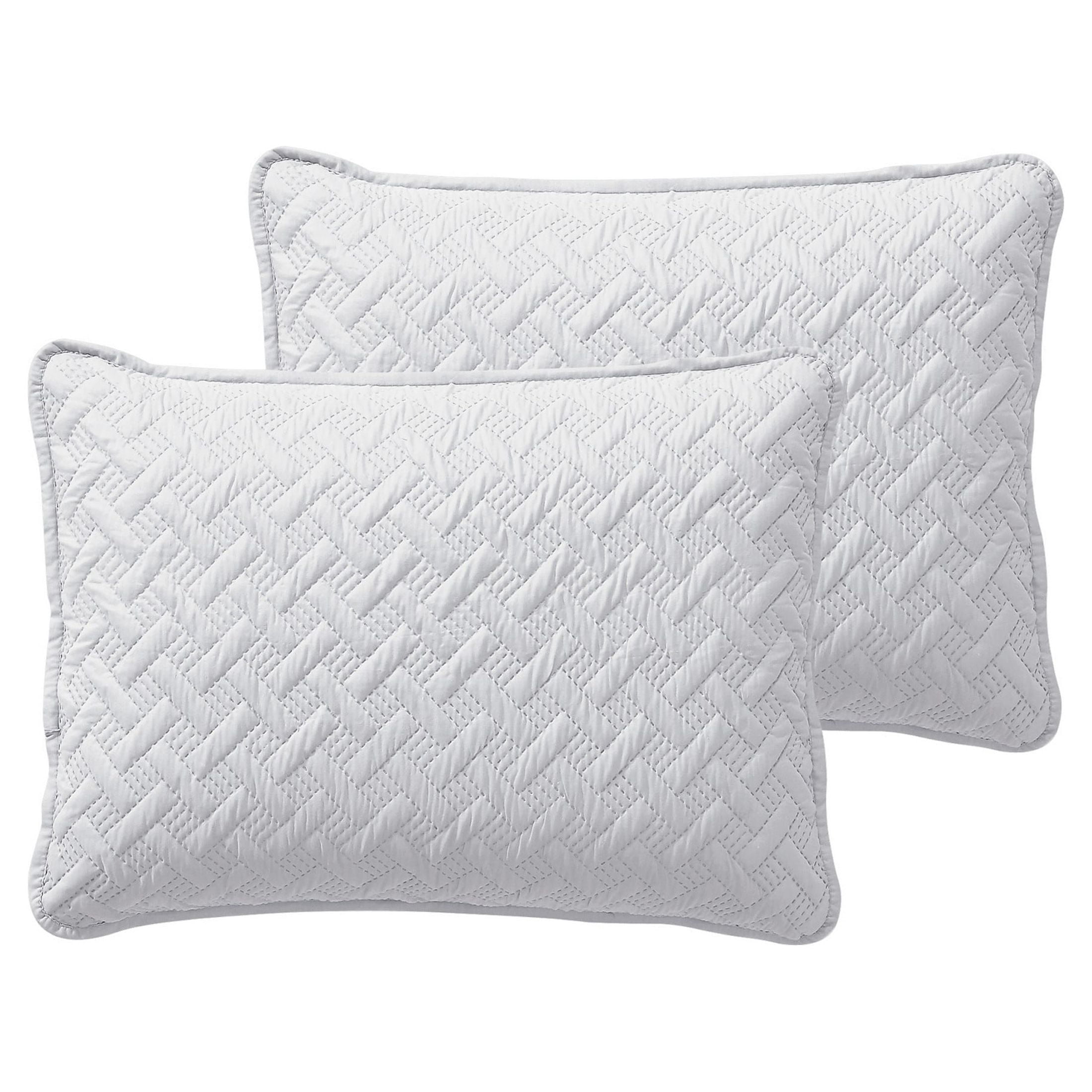 VCNY Home Nina 3-Piece White Geometric Quilt Set, Full/Queen, Adult, Unisex