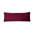 thumbnail image 1 of Almohada Invernal Abrazable Alpes Tinto Vianney Alpes tinto; Abrazable; Estándar, 1 of 1