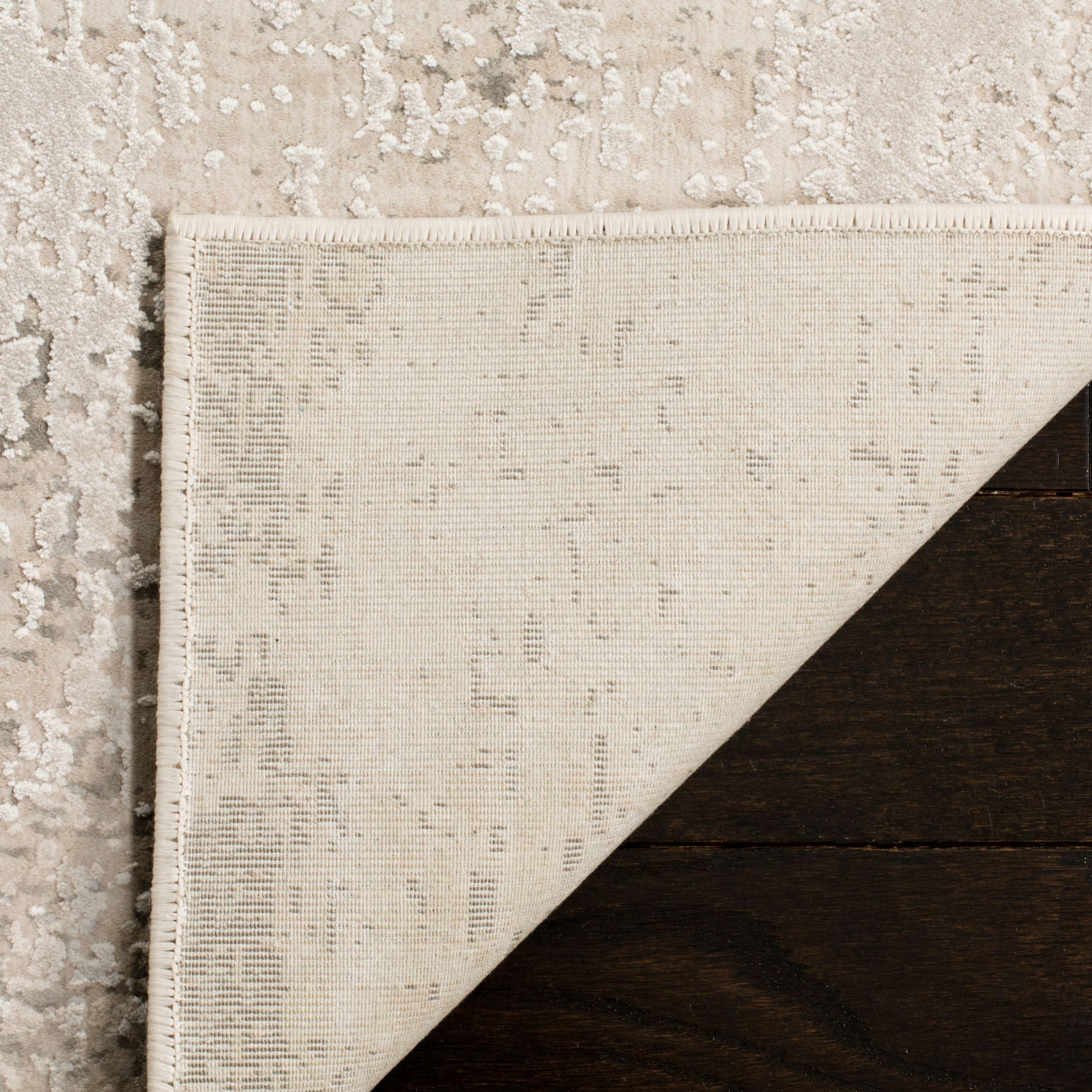 SAFAVIEH Princeton Collection PRN716A Beige / Grey Rug