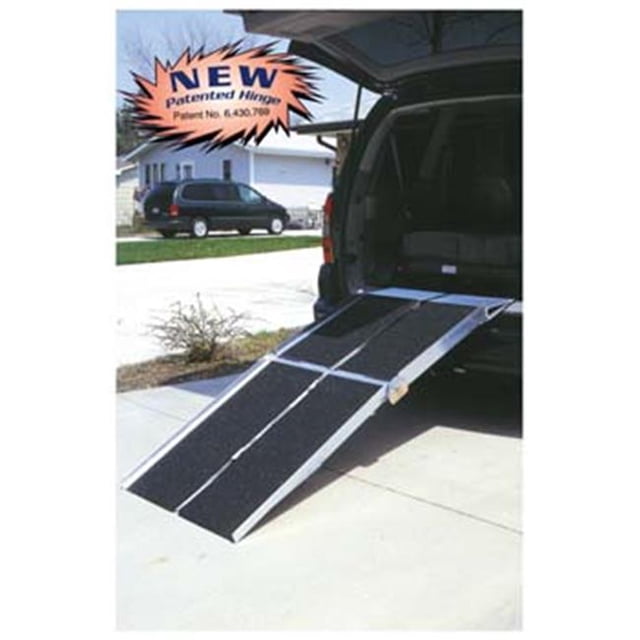 Prairie View Industries 6-ft x 30-in Portable Multifold Reach Wheelchair Ramp 800 lb. Weight Capacity Maximum 12-in Rise