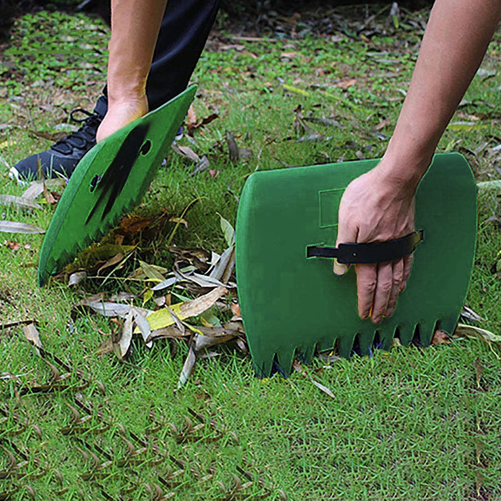 2 Garden Leaf Scoops Leaves Tool Gardening Outdoor Lawn Waste Rake Hand Pick Up 