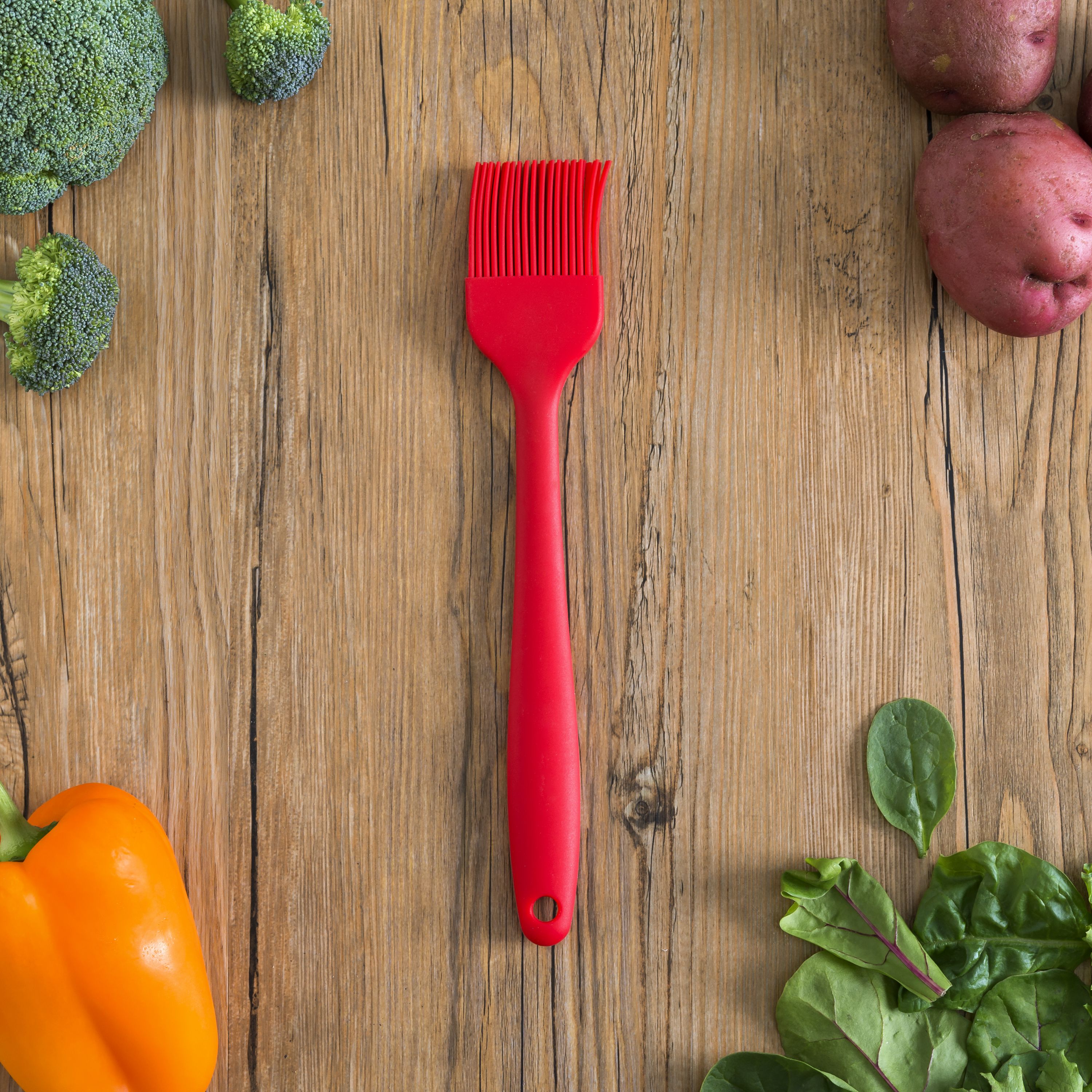 HeatResistant Silicone Basting Brush, Red