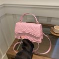 thumbnail image 2 of Bolso de diseño de nicho de alto valor con estilo de diamante para mujer, nuevo estilo 2025, moderno y versátil, bolso cuadrado pequeño con patrón tejido., 2 of 5