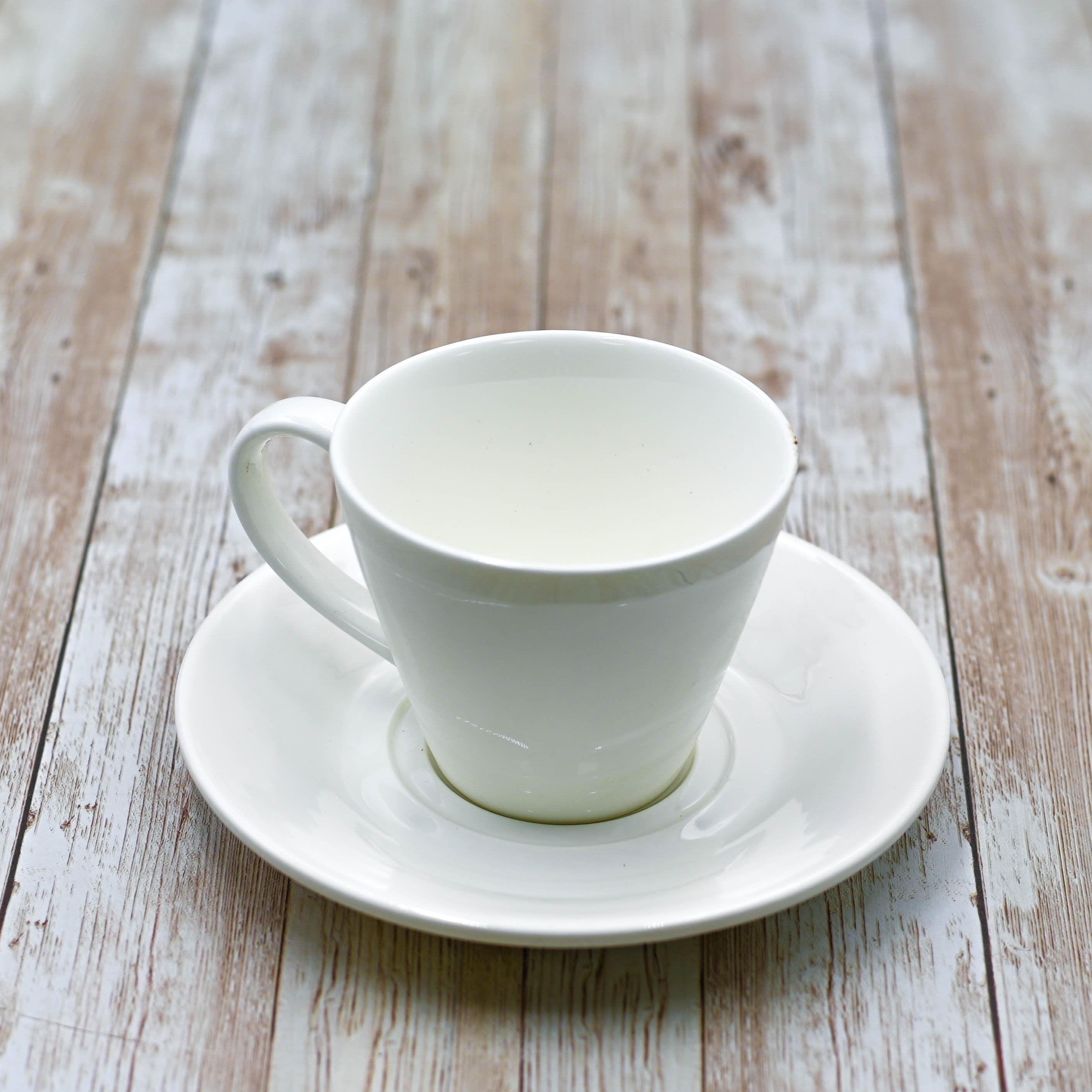 茶 180ml e7191963-3fc9-4593-ba82-