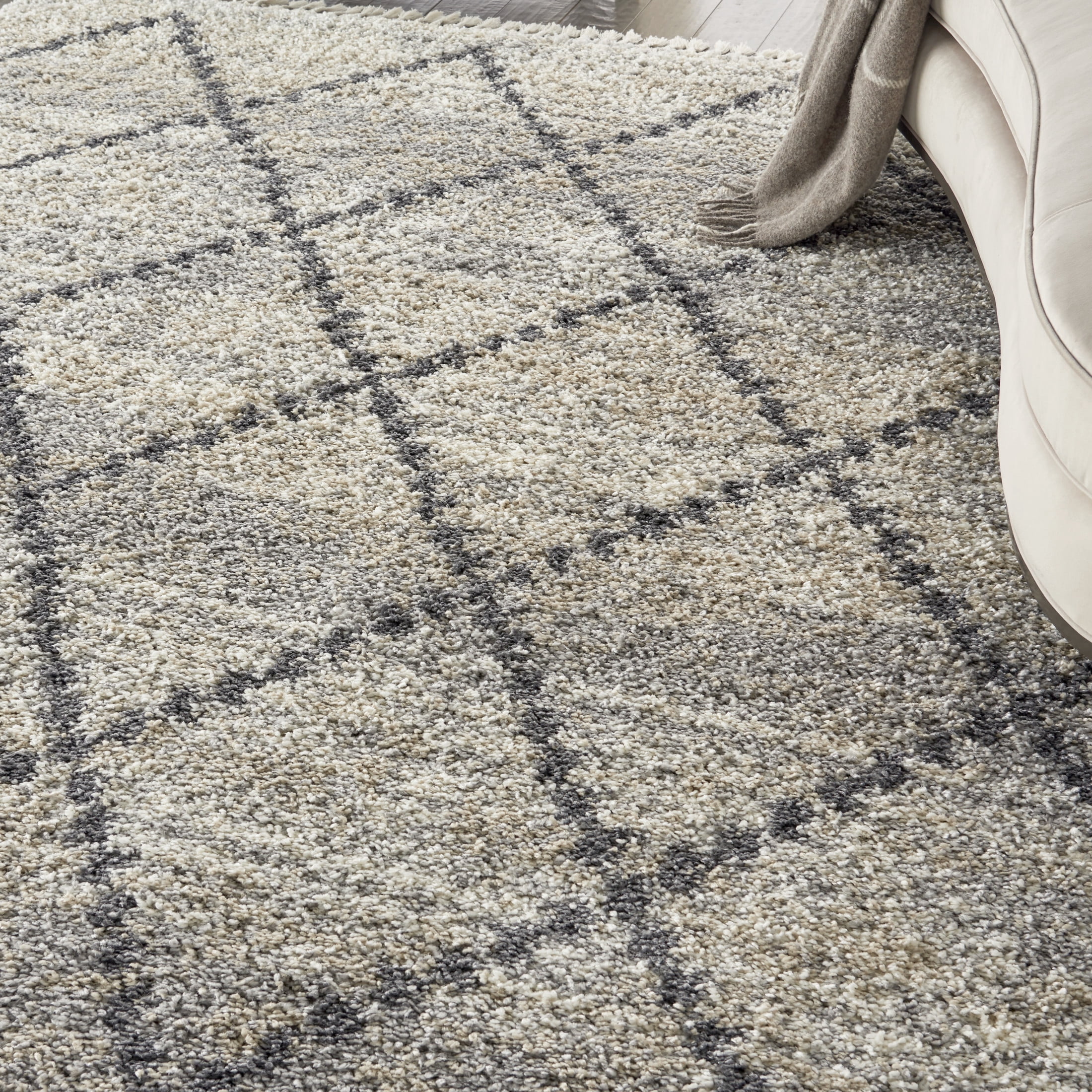 Nourison Oslo Shag 9' x 12' Silver Grey Shag Indoor Rug