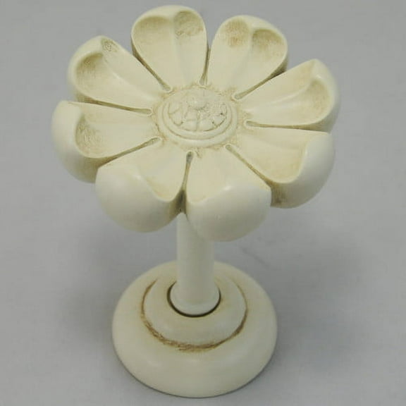 Urbanest Medallion Curtain Holdback – Elegant Drapery Tieback, Farmhouse Drapery Hardware for Stylish Window Treatments, 1 Piece, Ivory