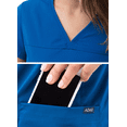 thumbnail image 4 of Adar Pro Sarraus pour Femmes - Haut de Sarrau à Encolure Cœur en V, 4 of 7