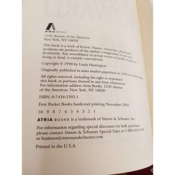 Pre-Owned Kill and Tell: A Novel