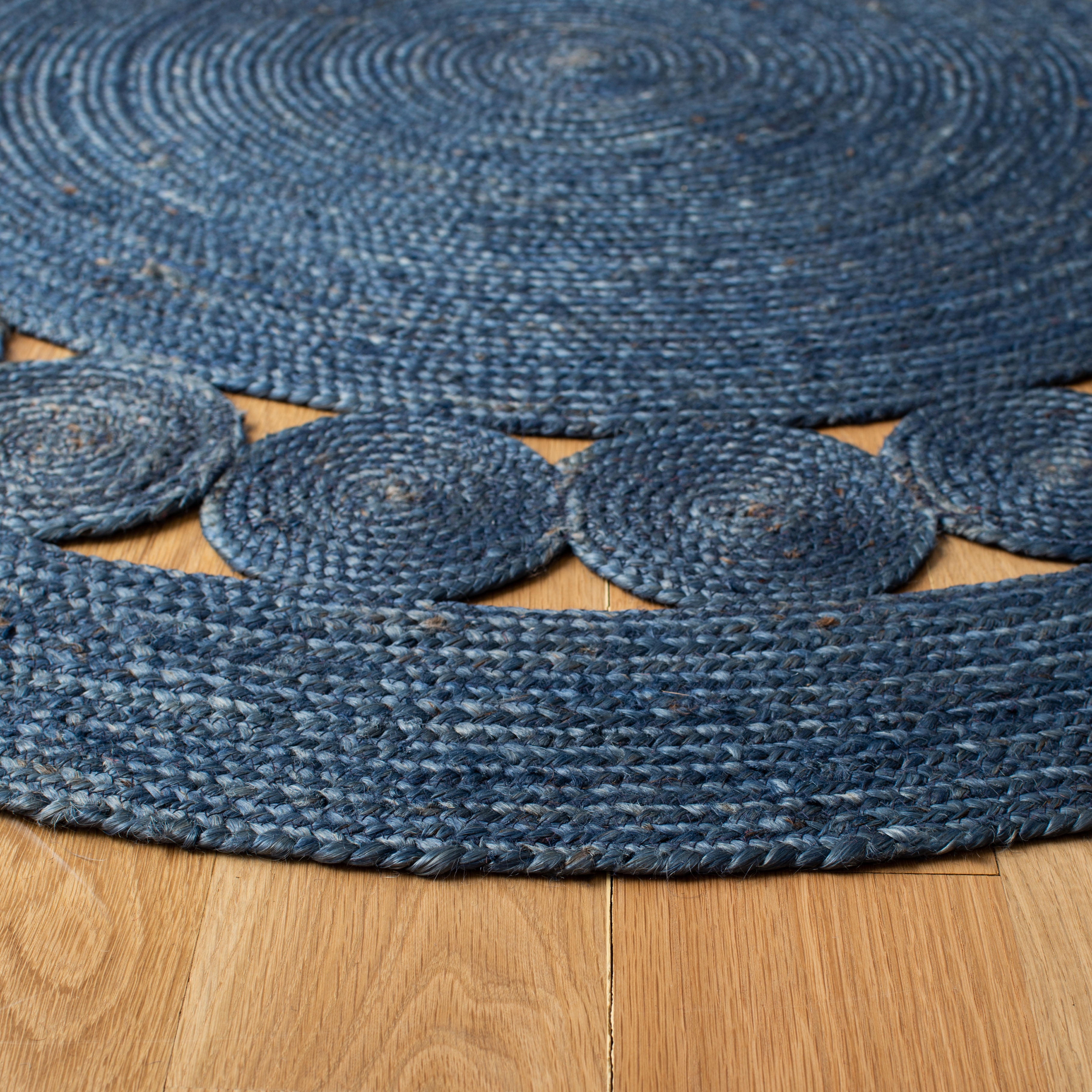 SAFAVIEH Natural Fiber Morgan Solid Area Rug, Navy, 4' x 4' Round
