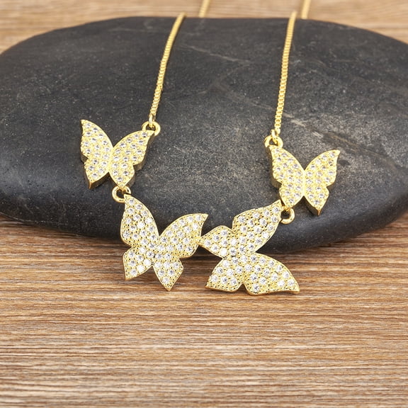 Personality Design Butterflies 14K Yellow Gold Pendants Chokers Friendship Necklace Animal Clavicle Chain Fine Collar Jewelry
