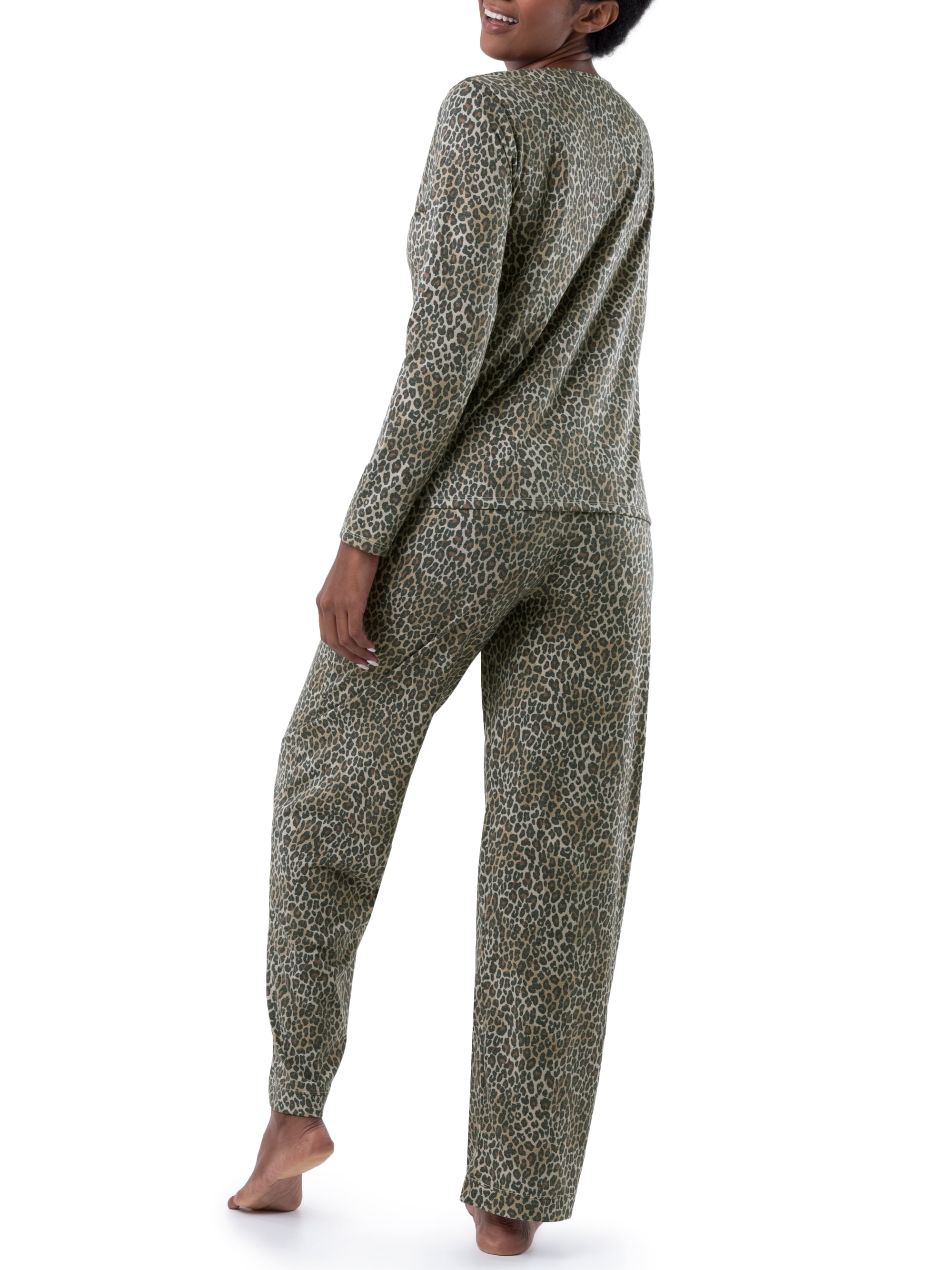 Fruit of the Loom Women's Sleep Soft & Breathable Long Sleeve Top & Pant Set, Sizes S-4X