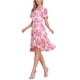 thumbnail image 4 of Vestido midi floral de mujer con volantes y dobladillo asimétrico, de manga corta y cuello redondo, fluido, en color rosa, talla XS, 4 of 5