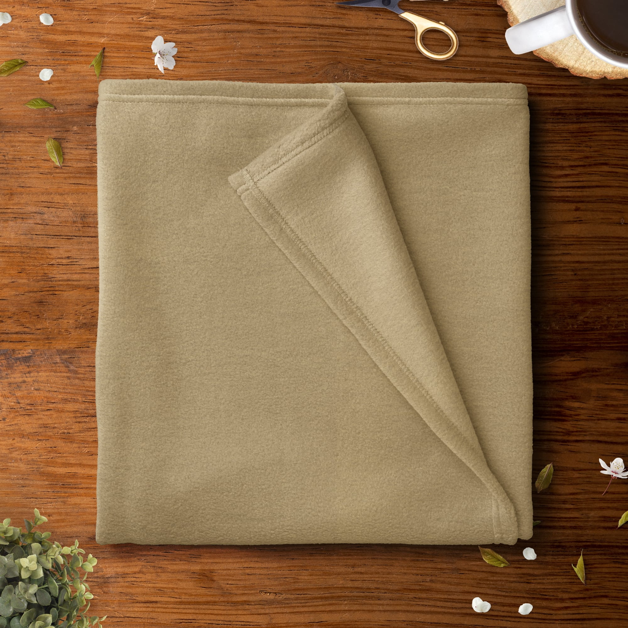 Mainstays 1.5 Yards 100% Polyester Lux Anti-pill Fleece Solids, Camel, 60" Wide for Crafts