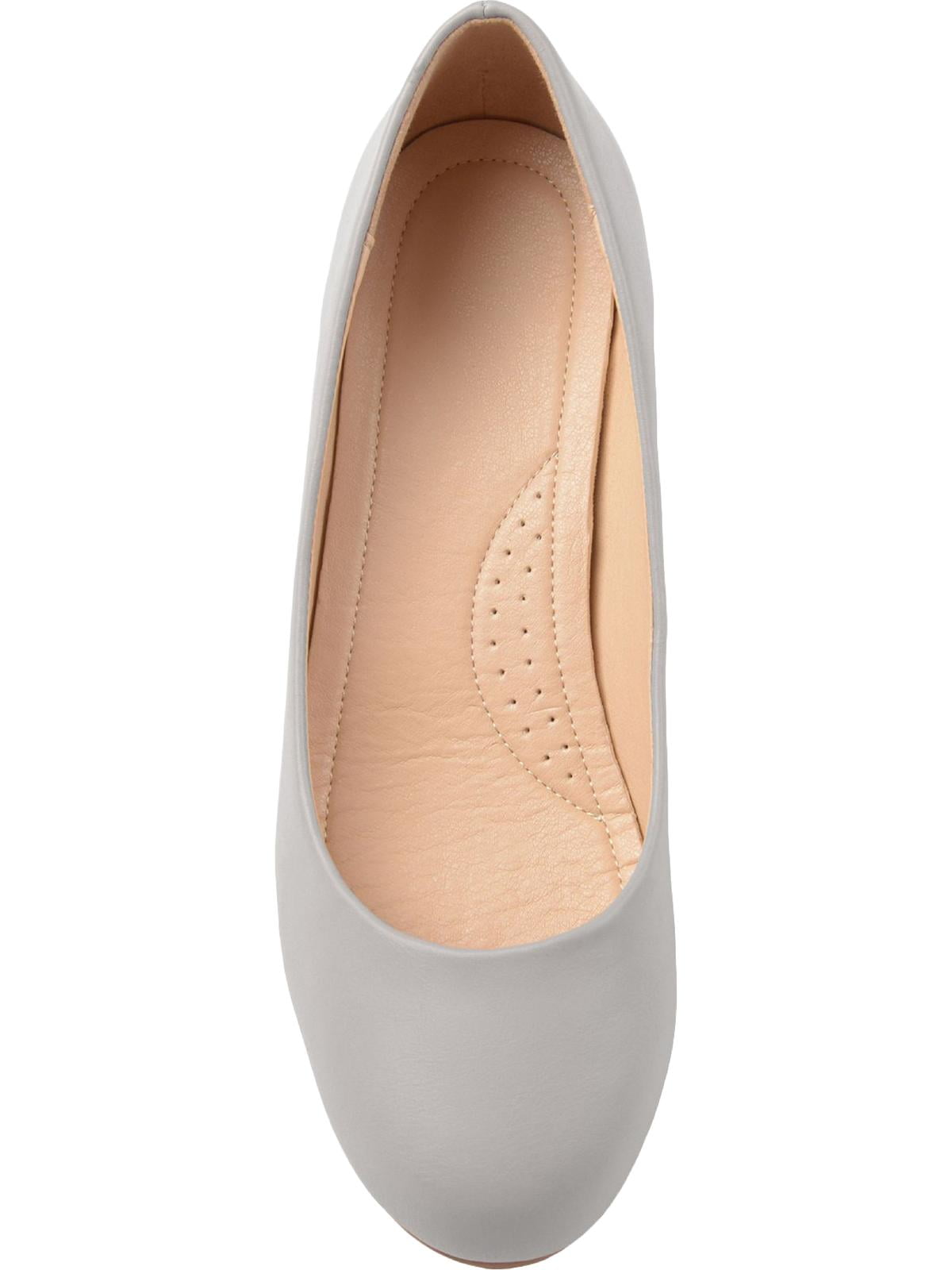 Journee Womens Saar Comfort Insole Round Toe Block Heel Pumps