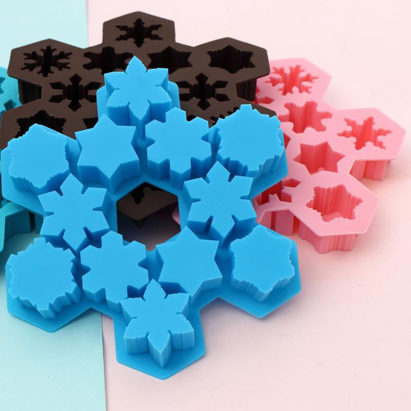 Snowflake SIlicone Ice Cube Tray, Novelty Ice Mold, Large Ice Cube Mold,  Makes 12 Ice Cubes, Snow Ice Tray, Blue
