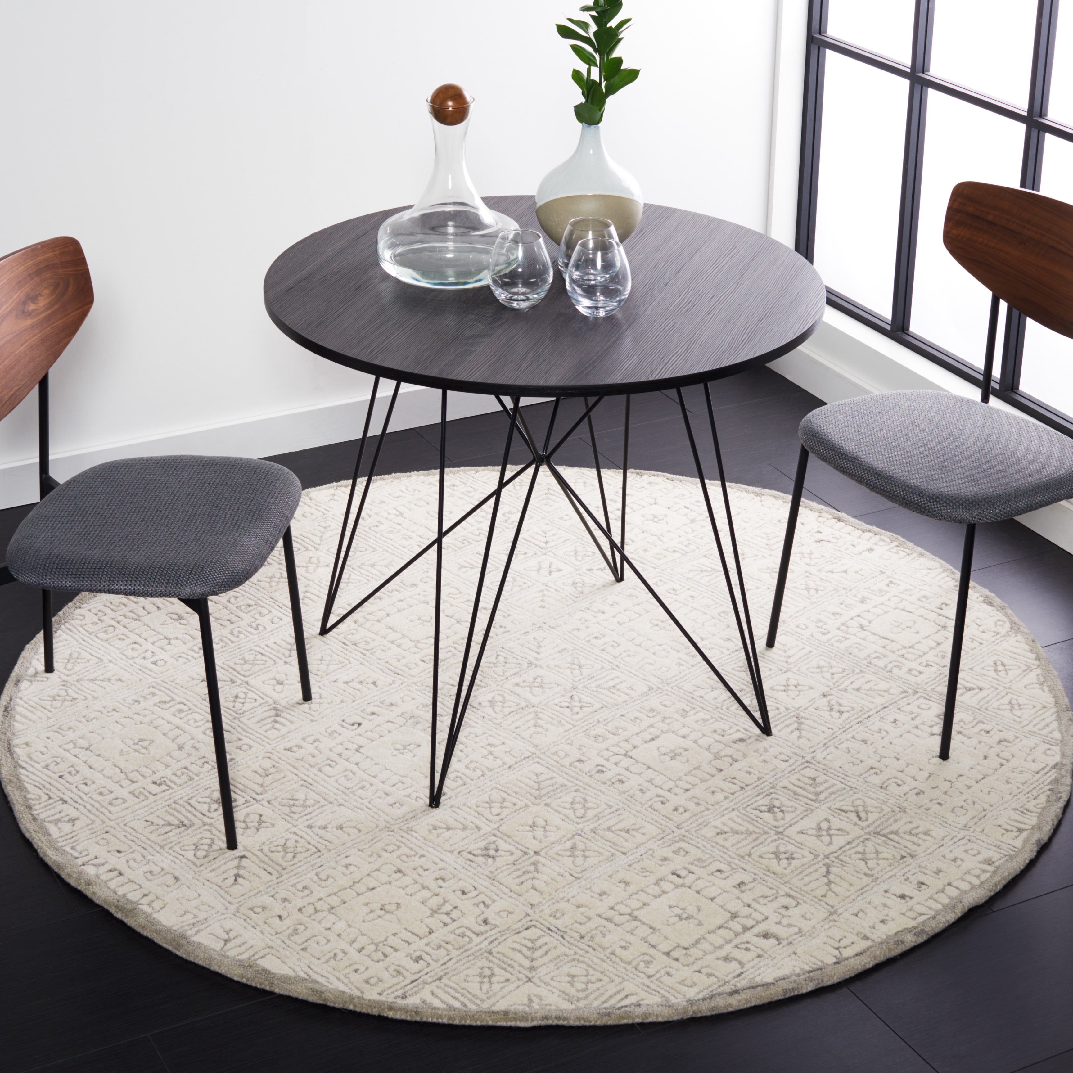 SAFAVIEH Glamour Drummond Geometric Wool Area Rug, Grey/Ivory, 6' x 6' Round