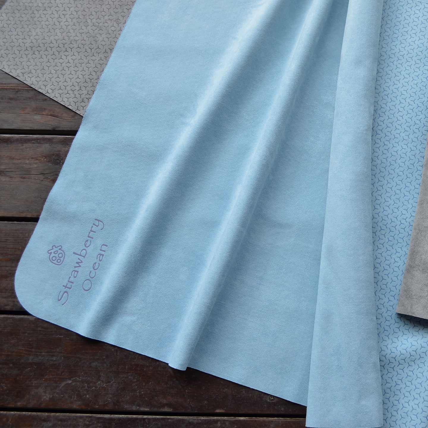 Yoga Mat, Hot Yoga  Towel - Sweat Absorbing Non-Slip for Hot Yoga, Pilates and Workout, 27x72 inches with Grip Dots