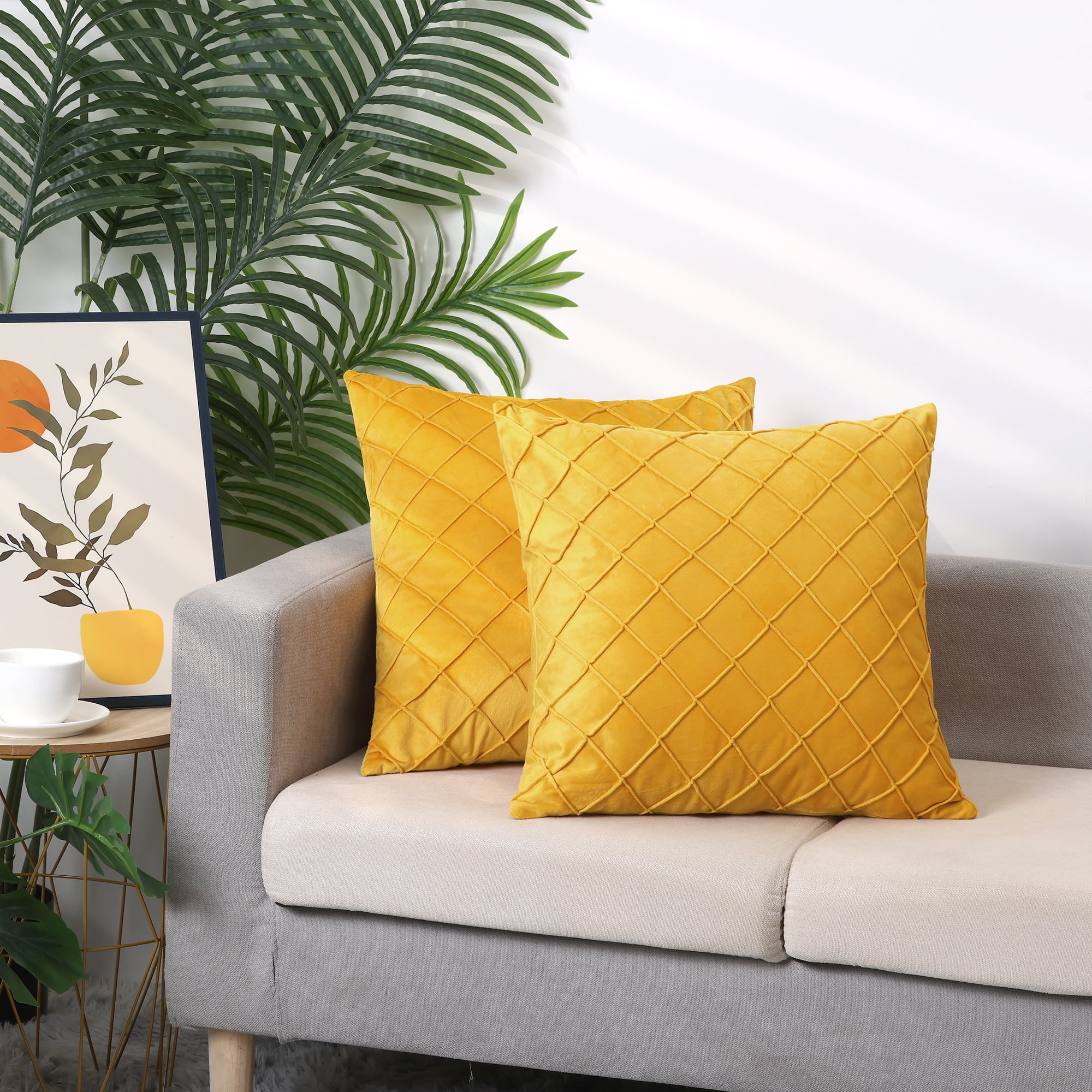 Unique Bargains 4Pcs Velvet Geometric Textured Pillow Covers Home Decor Cushion Covers Yellow 12" x 20"/18" x 18"