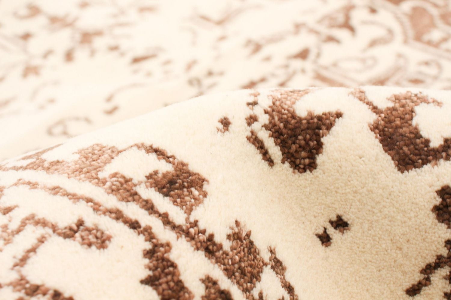 ECARPETGALLERY 5'5" x 7'6" Transitional La Seda Hand-knotted Area Rug for Living Room, Dining Room and Bedroom in Ivory