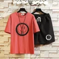 thumbnail image 2 of Ropa de hombre Conjuntos de pantalones cortos blancos Chándal gráfico Ropa deportiva Trajes deportivos Camiseta de jogging Top de nailon para hombre Marcas originales con estilo, 2 of 5