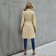 thumbnail image 3 of Gabardina para mujer Abrigo largo con doble botonadura Chaqueta clásica de otoño y primavera Abrigo a prueba de viento (M), 3 of 5