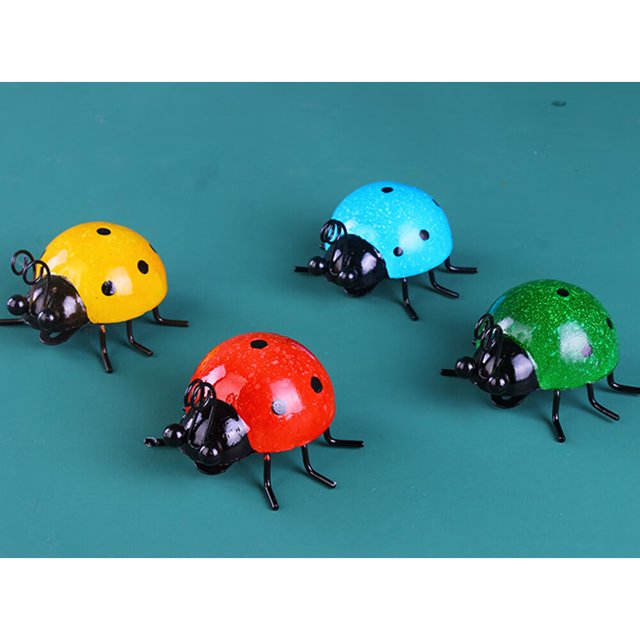 Juego de 4 lindas mariquitas de metal para tu jardín, decoraciones al aire libre para patio, jardín, decoración para exteriores, escultura de pared de mariquita al aire libre para terraza, patio, porc