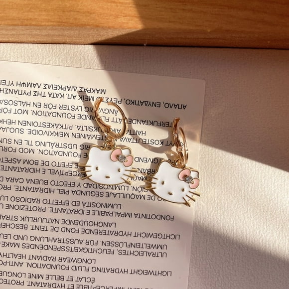 Sanrio Anime Hello Kitty Earrings Cute Kuromi Melody Silver Needle Earrings Cartoon Cinnamonroll Student Girl Earrings Dress Up