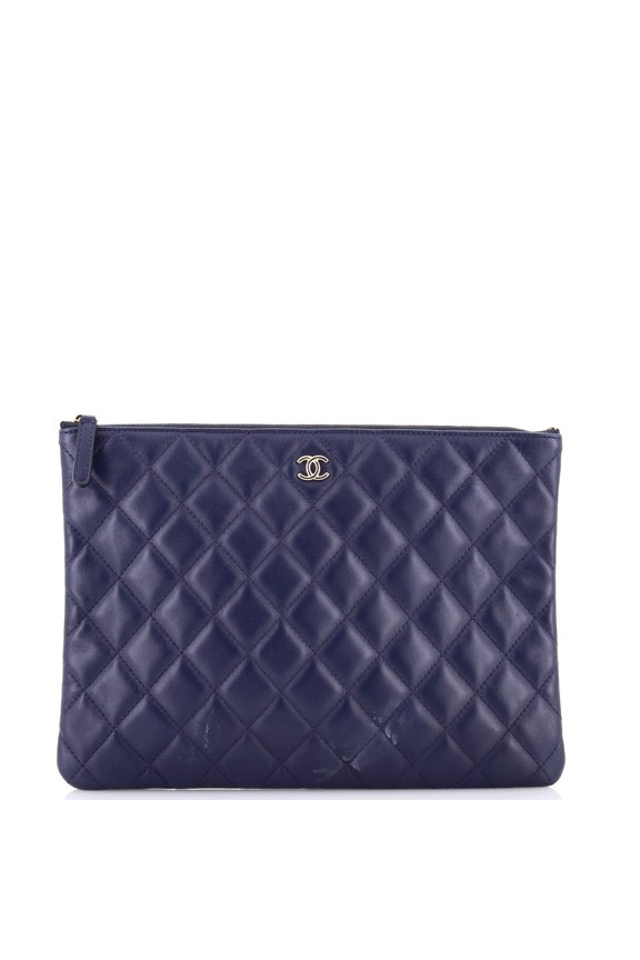 Pre-Owned O Case Clutch Quilted Lambskin Medium By Rebag