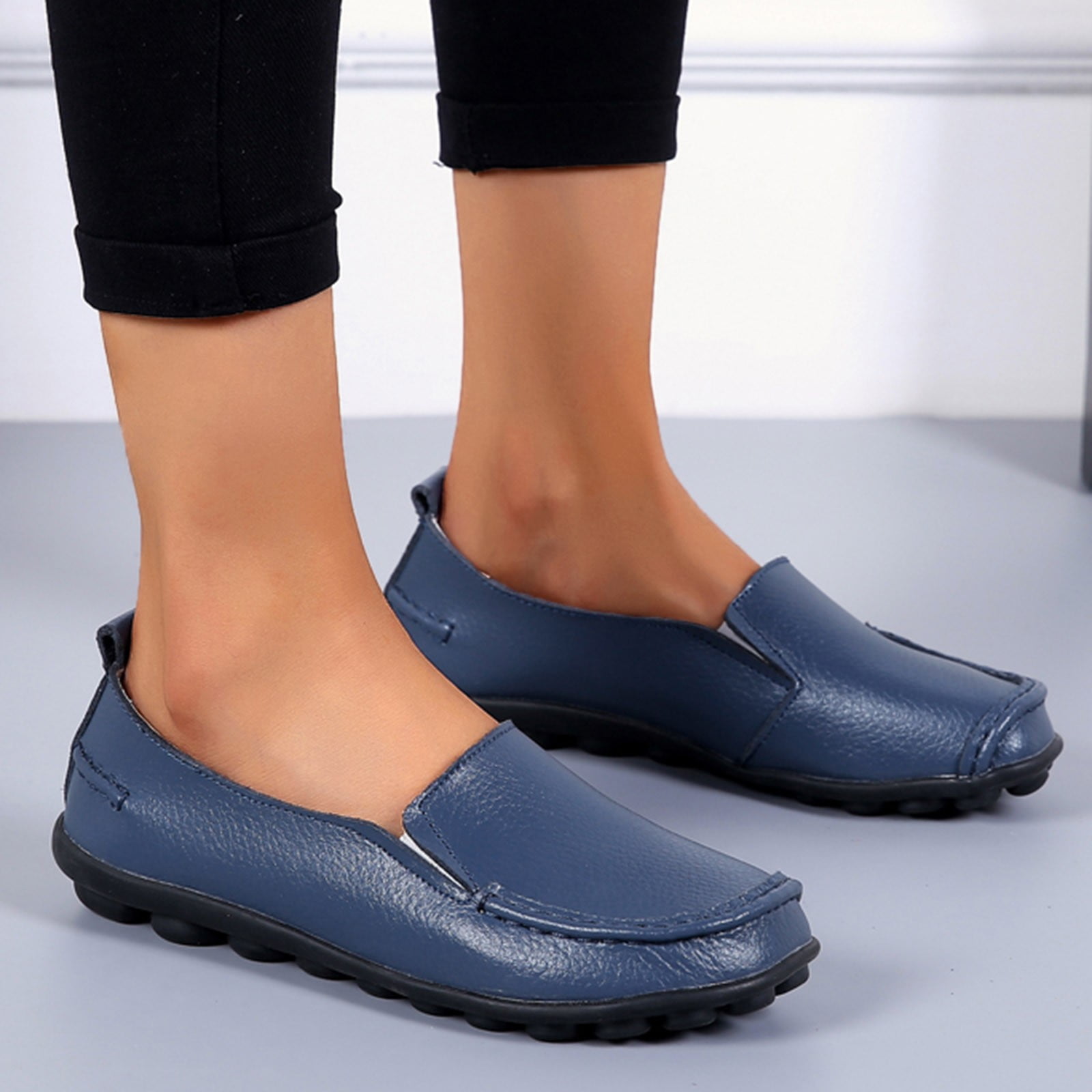 Dakaela Women's Leather Loafers Comfortable Casual Moccasins Soft Walking Driving Slip on Flat Shoes