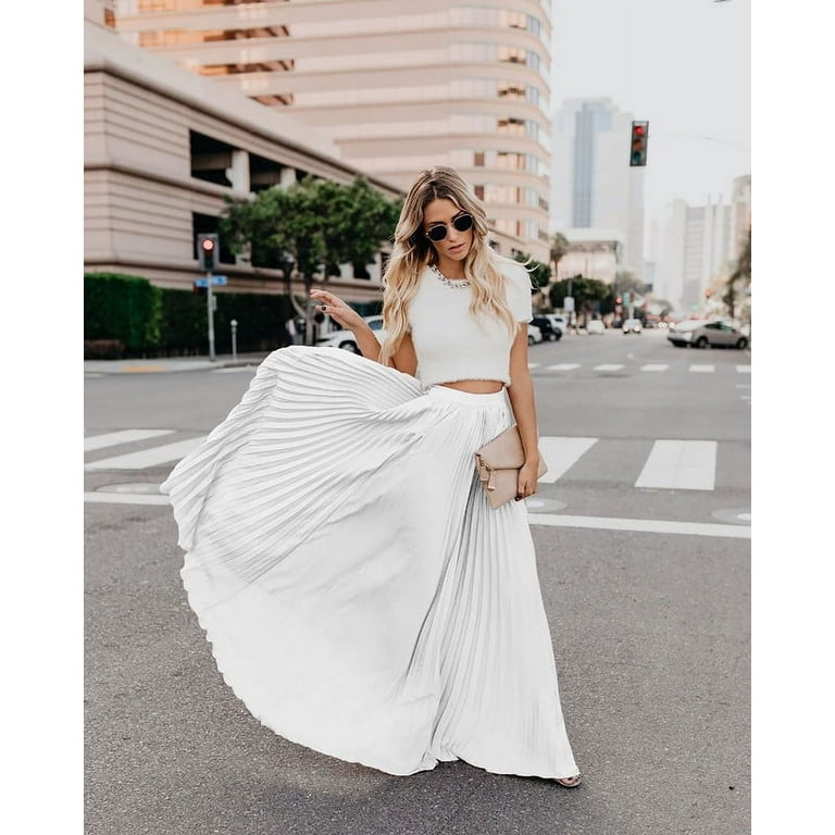 Long white discount pleated chiffon skirt