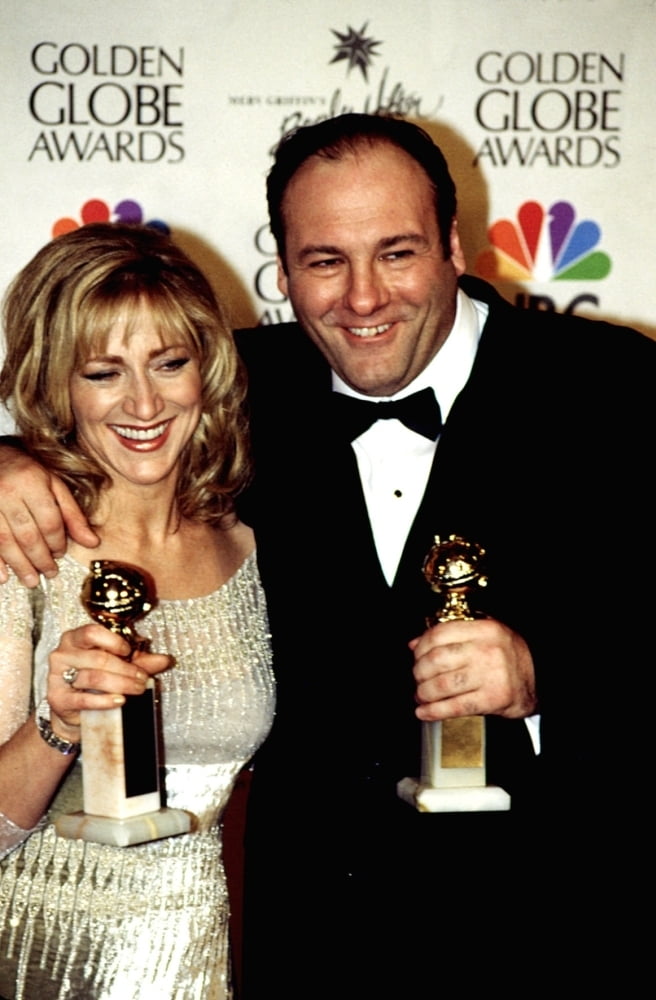 Edie Falco James Gandolfini With Their Golden Globe Awards For Sopranos