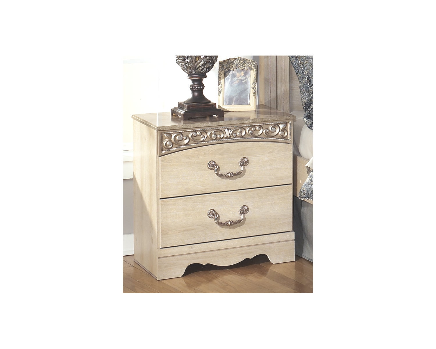 Signature Design by Ashley Catalina Antique White Nightstand