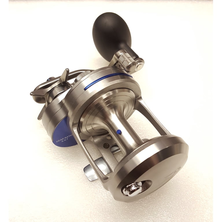 daiwa drum reel Procyon AL PCNALT4000D-C Spinning Available in a wide range of sizes from a compact 2500 perfect for inshore fishing Daiwa DF100A Giant Size Spinning