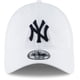 thumbnail image 2 of Gorra New Era MLB Core Classic 9TWENTY New York Yankees, 2 of 4