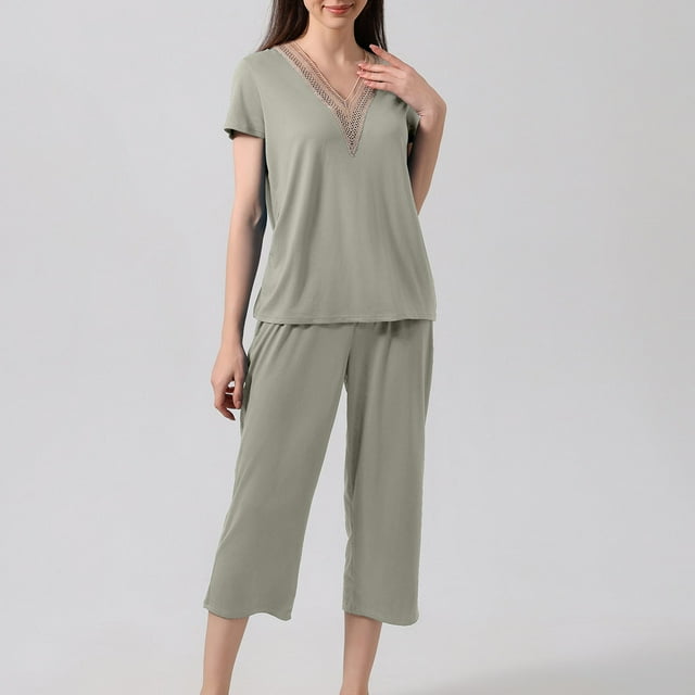 DecSea Ensembles de Pyjama Capri pour Femmes à Manches Courtes, Deux Pièces, Hauts à Col en V et Pantalons Capri P-2TG