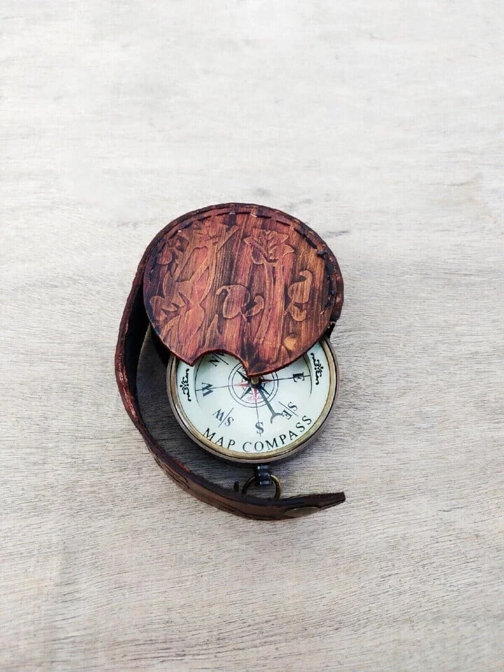 Nautical Brass Compass Vintage Map Direction Pocket Compass With case